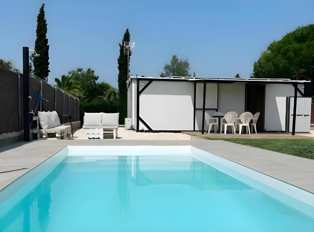 Casa Privada con Jardin Barbacoa y Piscina privada solo familias - 3