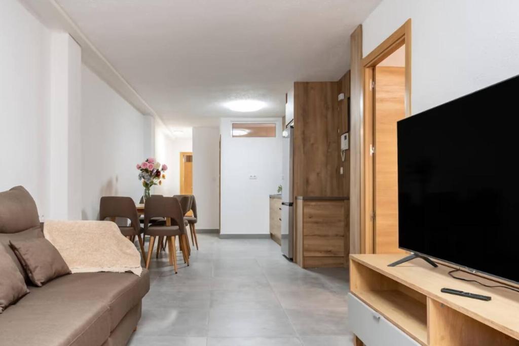 Merced-Victoria Especial Apto 1-6 Pax Wi-Fi 3 hab - 2