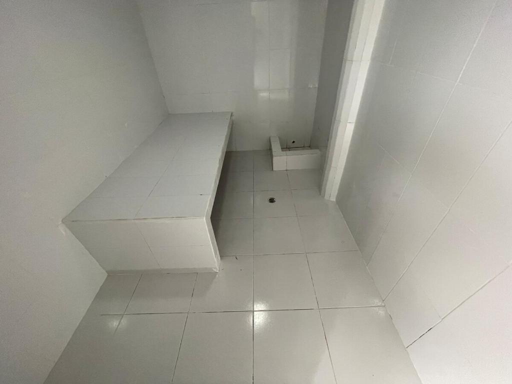House with pool in private area - 4