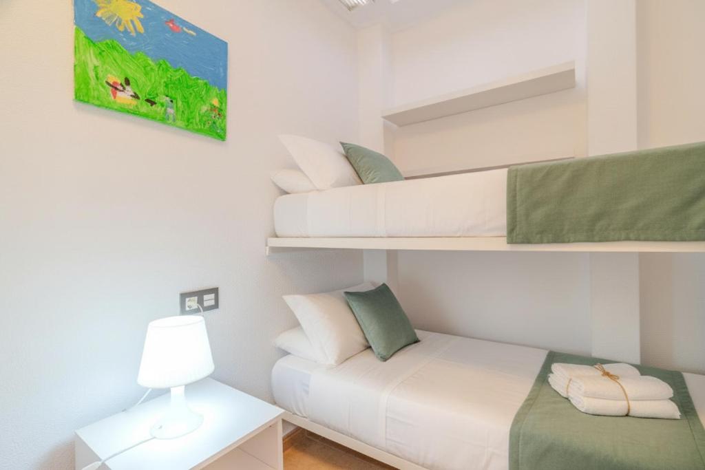 Cozy bungalow in Santa Pola close to the beach - 4