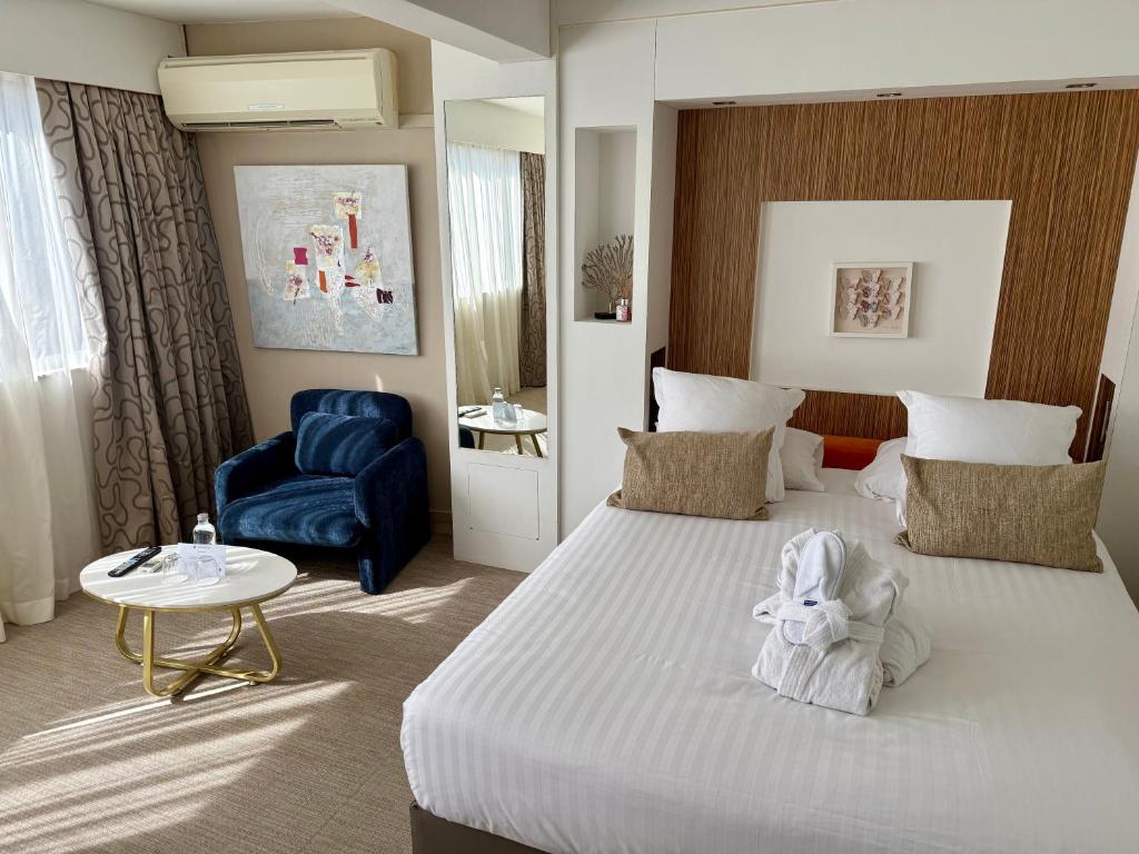 Best Western Plus Hôtel la Rade - 2