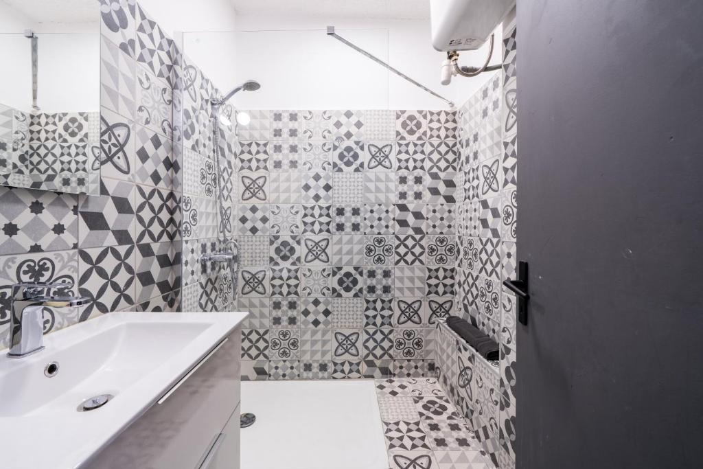 L’Escapade Nîmoise - grand studio centre Nîmes - 5