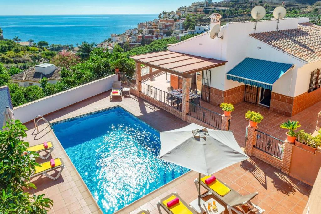 Villa Nadia by Villa Plus - 1
