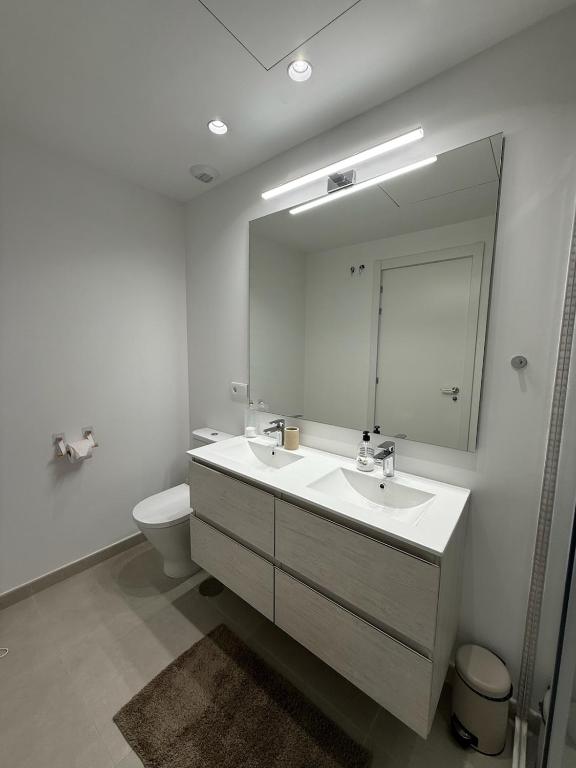 Cancelada - Modern 3-bedroom apartment with great views - 4