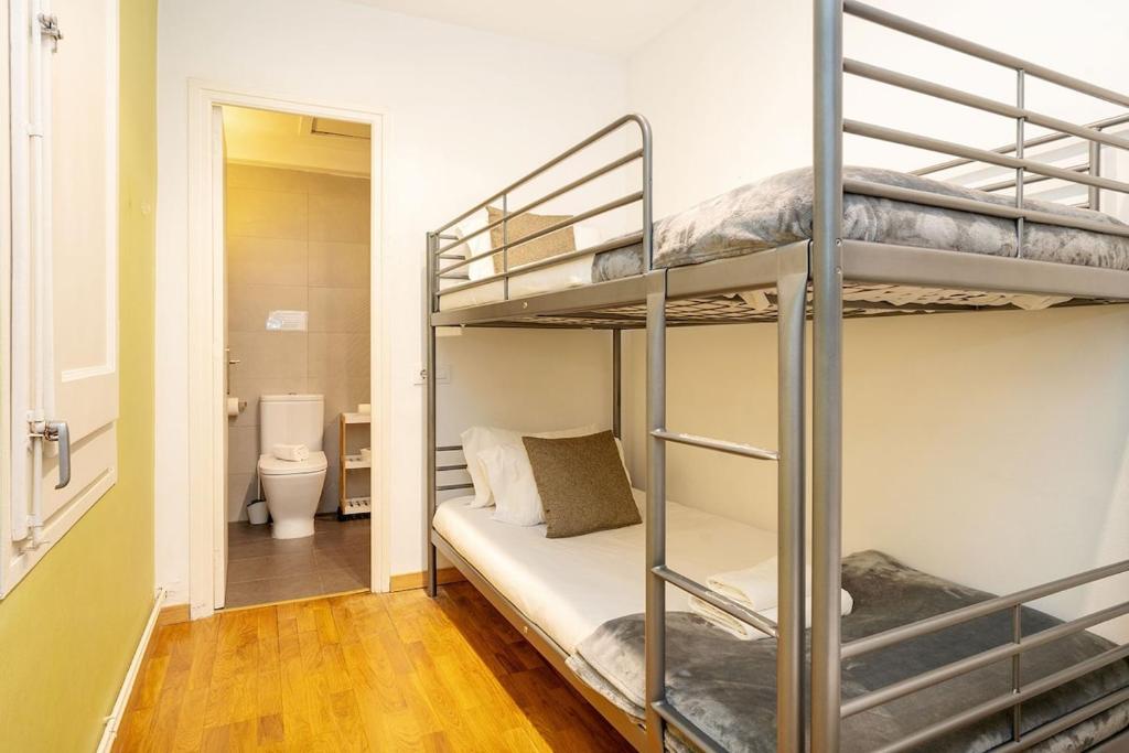 Spacious apartment in Sant Gervasi - 2