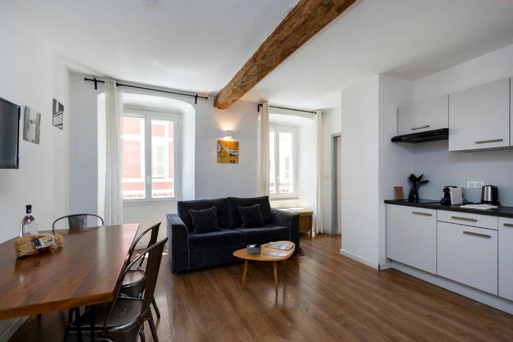 Appartements T1 et T2, quartier Citadelle, plage St François - 4