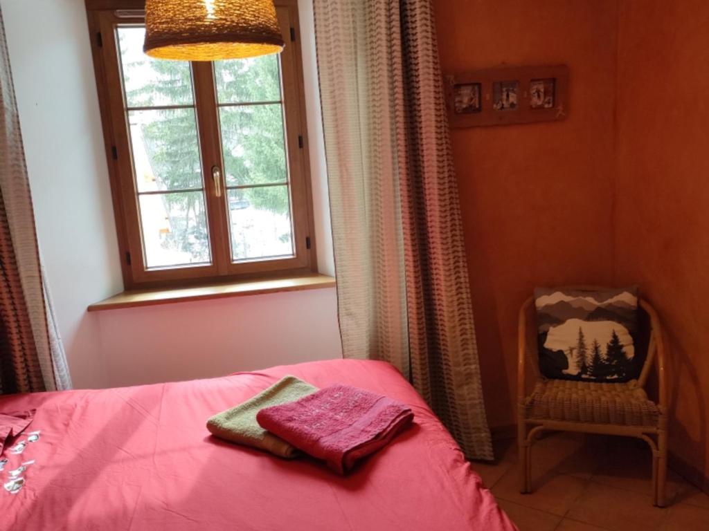 Superbe Duplex 8 Pers. avec Cheminée et Parking Privé à 400m des Pistes, Serre Chevalier - FR-1-762-10 - 2