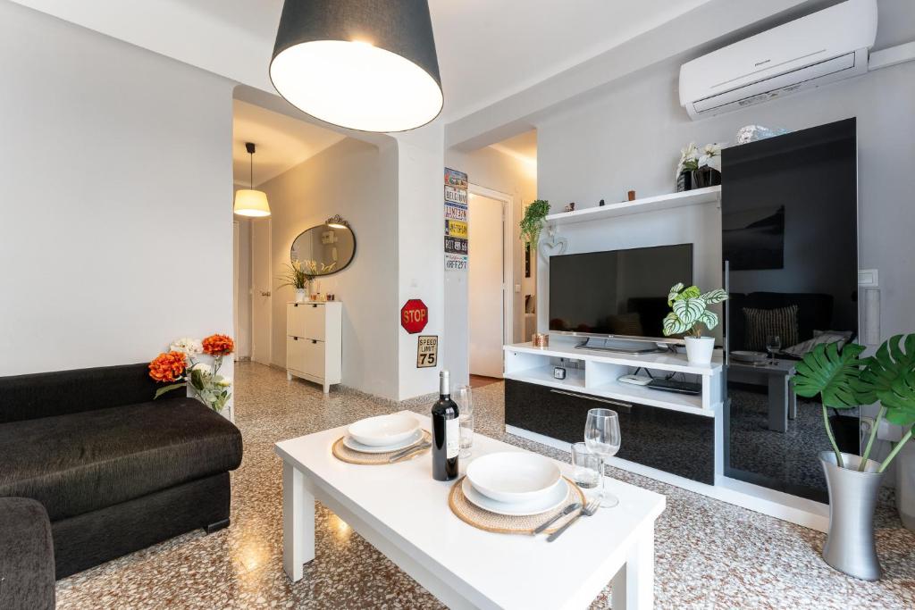 MalagaSuite Three Rooms Arapiles - 2