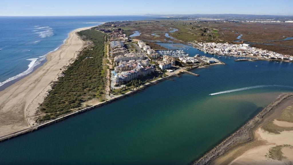 Marina, junto al Algarve portugués, by Guadiana Holidays - 5