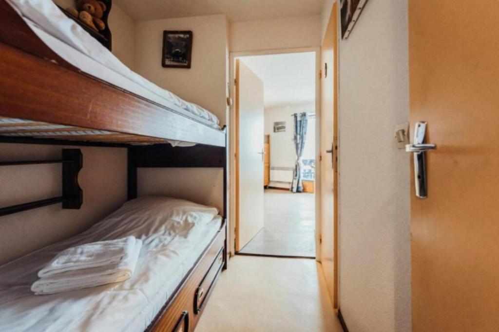 Studio with balcony parking and ski storage - 5