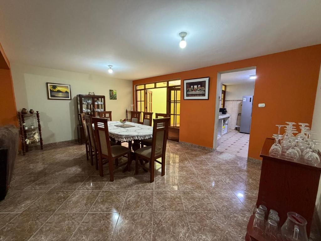 Linda casa espaciosa y acogedora en Nuevo Chimbote - 3