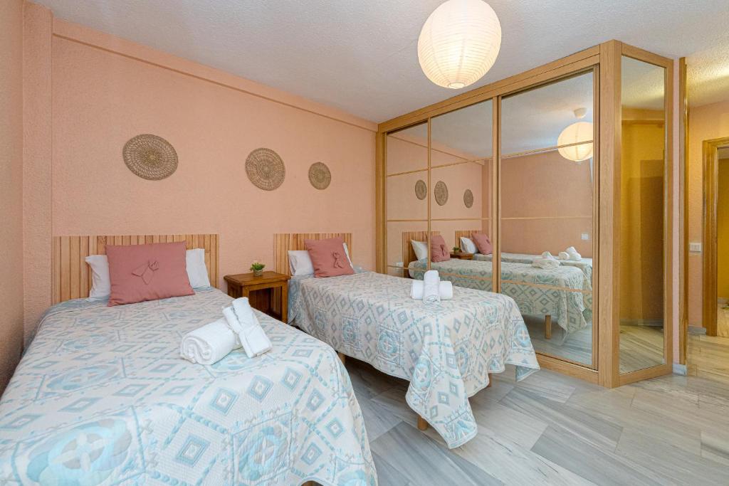 Apartamento Rey Jaime I, Balcony & Garage - 4