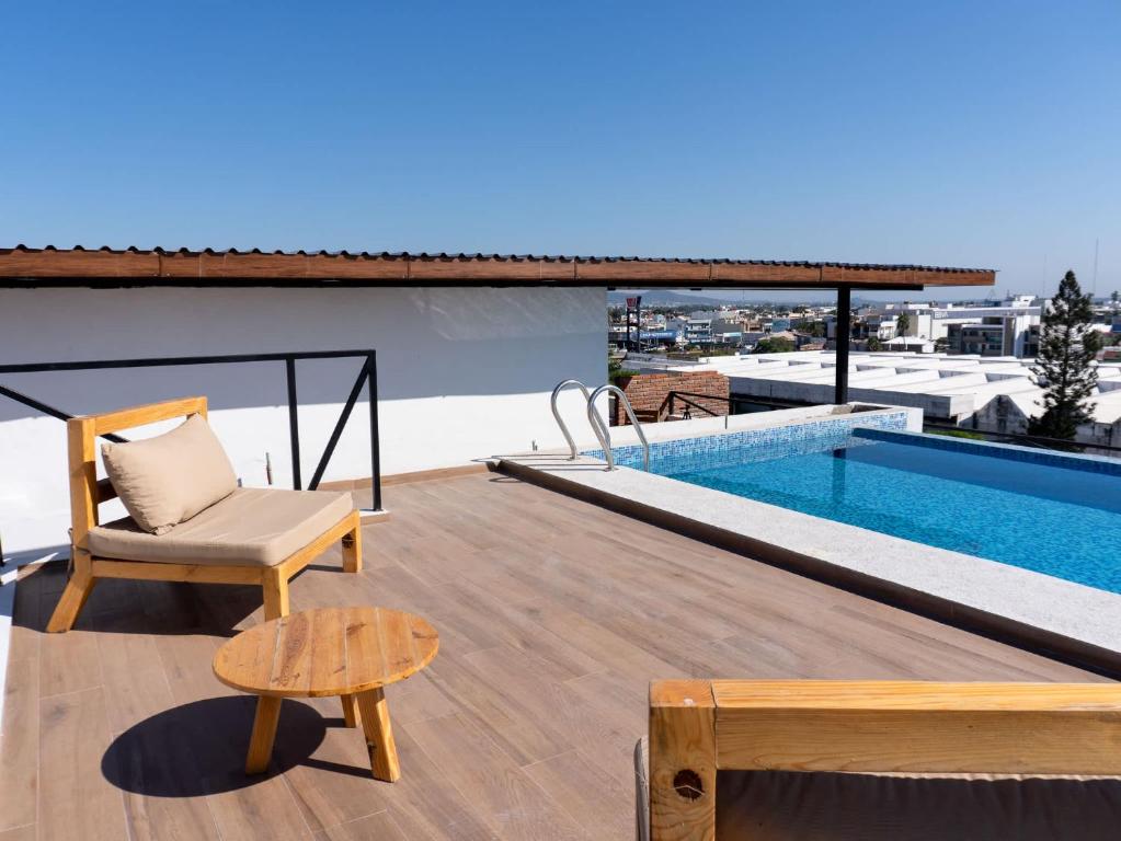 Rooftop Pool & Steps to the Beach - 5
