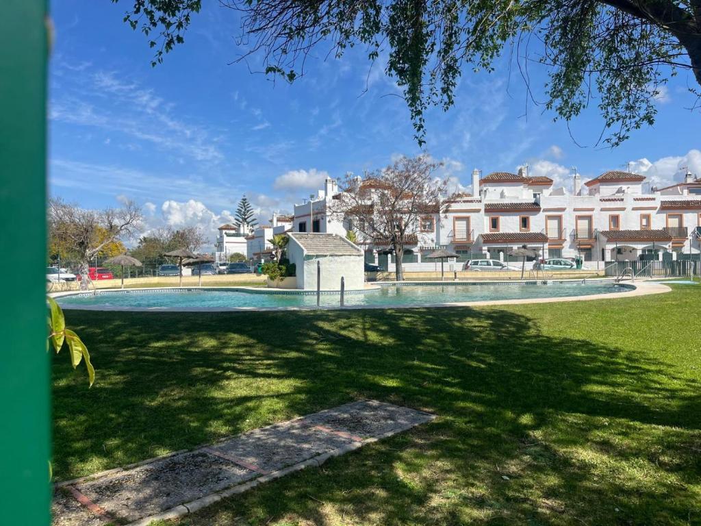 Apartaclub La Barrosa, junto a la playa - 5