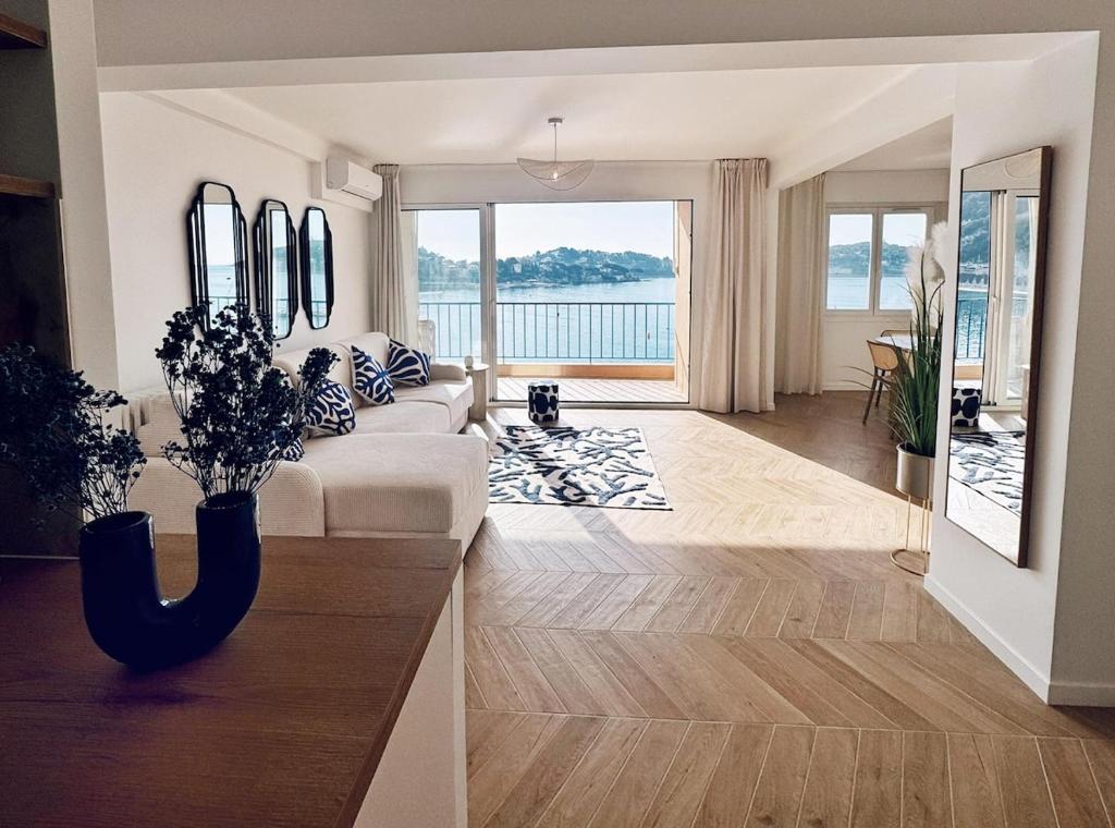 Exceptional, fully renovated apartment - 2