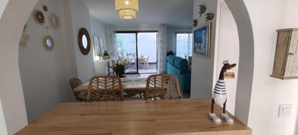 Beautiful house with ocean views - 2