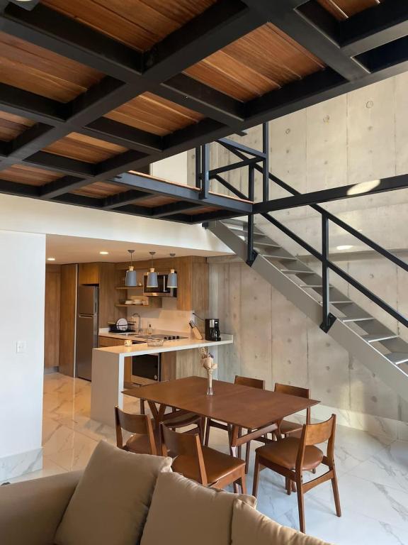 Modern and Well-Located Two-Story Penthouse in La Purísima - 2