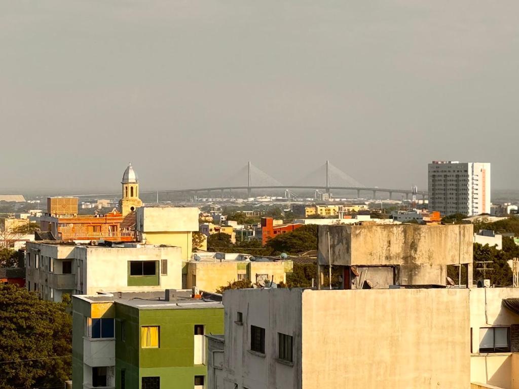 Vista Panorámica y Confort a 10 min del Malecón - 2