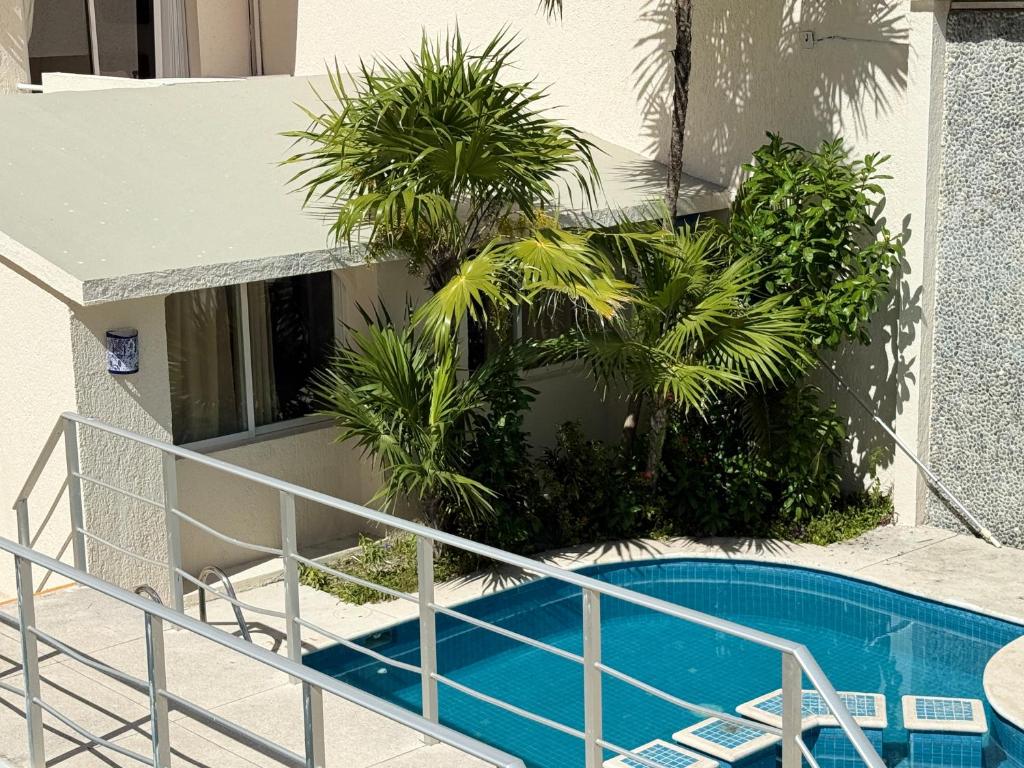 Deluxe Double Suite with Private Oceanfront Feel - 5