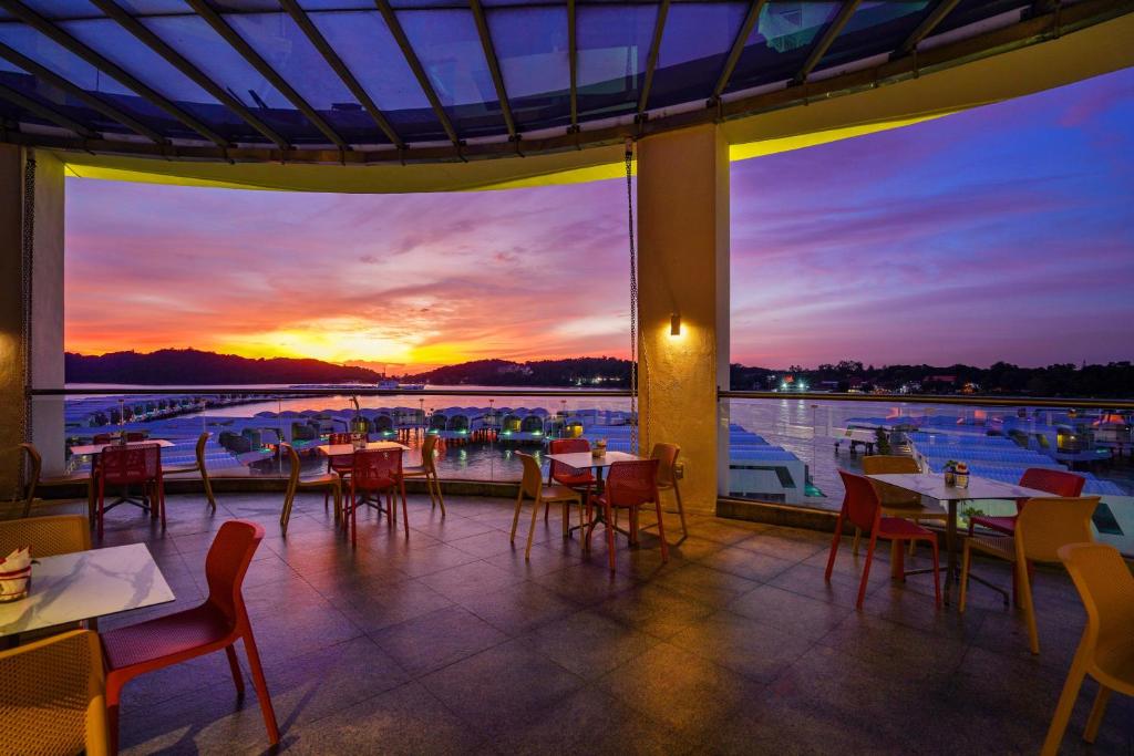 Bar/lounge