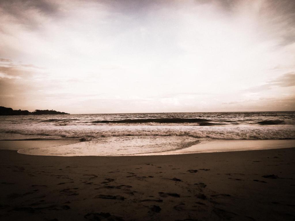 Paradise Beach House photo
