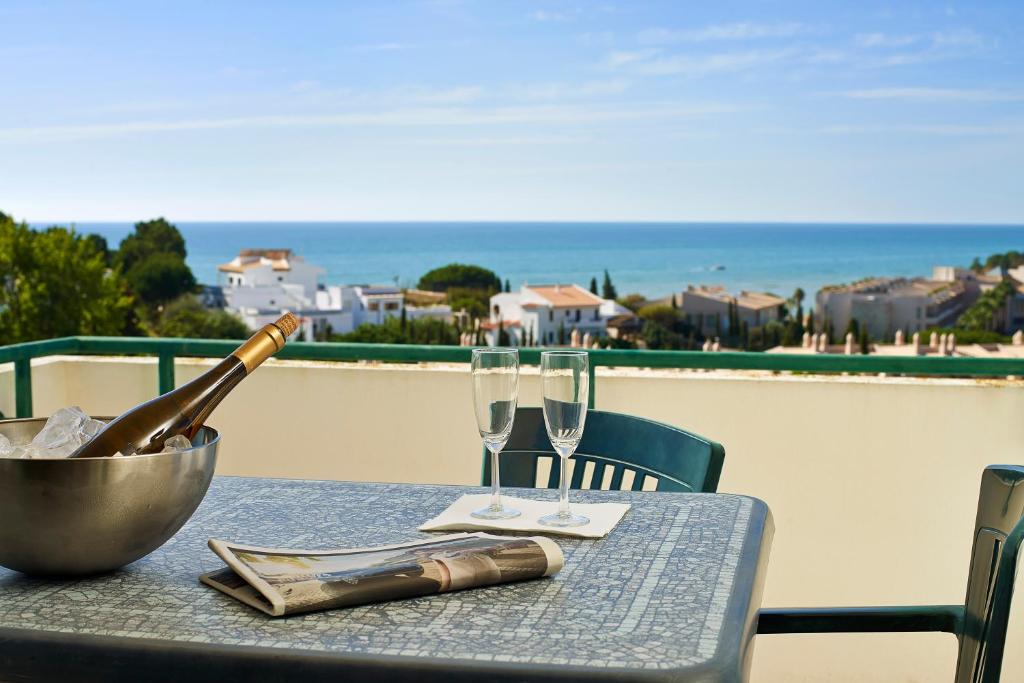 Bar/lounge, Cheerfulway Balaia Plaza in Albufeira