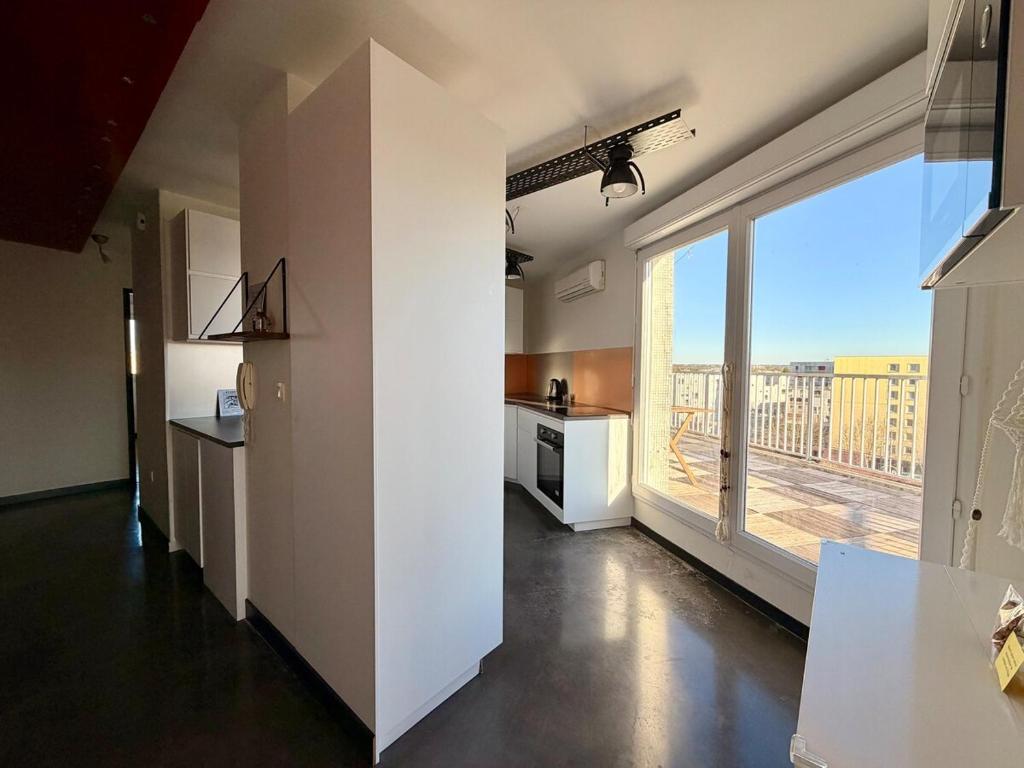 Jouhaux - T5 avec 4 Chambres 2 Salles de bain et Terrasse - 4