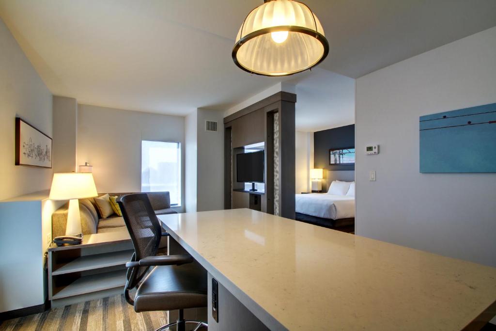 HYATT HOUSE CHICAGO/EVANSTON photo