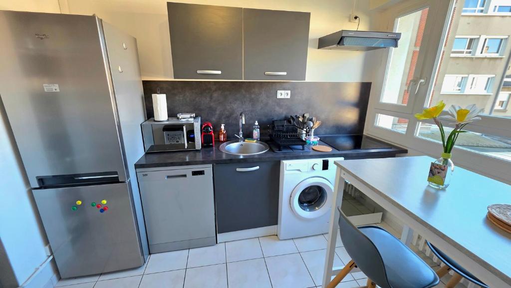Le Repaire - Hyper centre, 3 ch, balcon et parking - 3