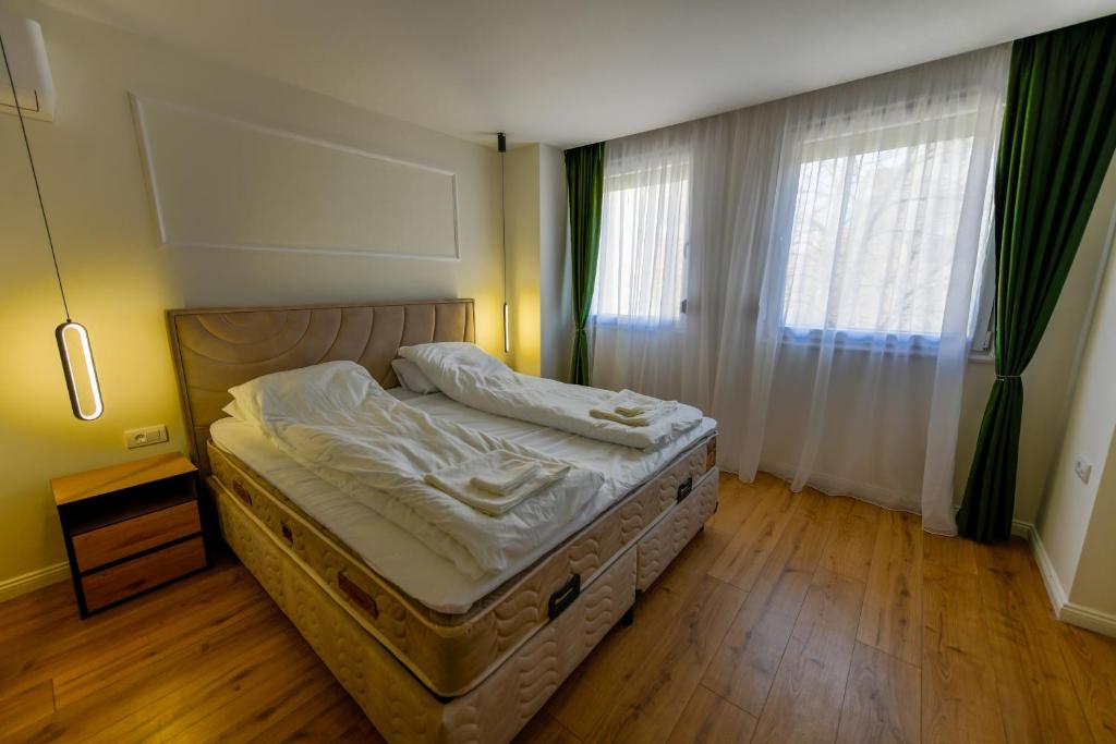 Bella Lux Residence - City Center - 3