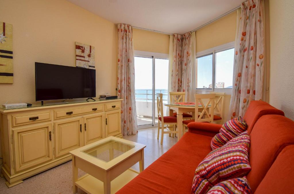 Ref 286 Apartamento en primera línea de playa con vistas al mar piscina y preciosa terraza soleada - 3
