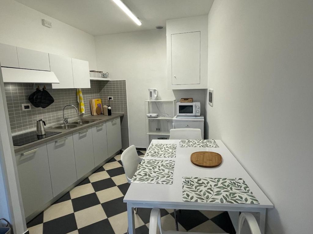 INEJA In the heart of Oneglia, within walking distance of the sea - 5