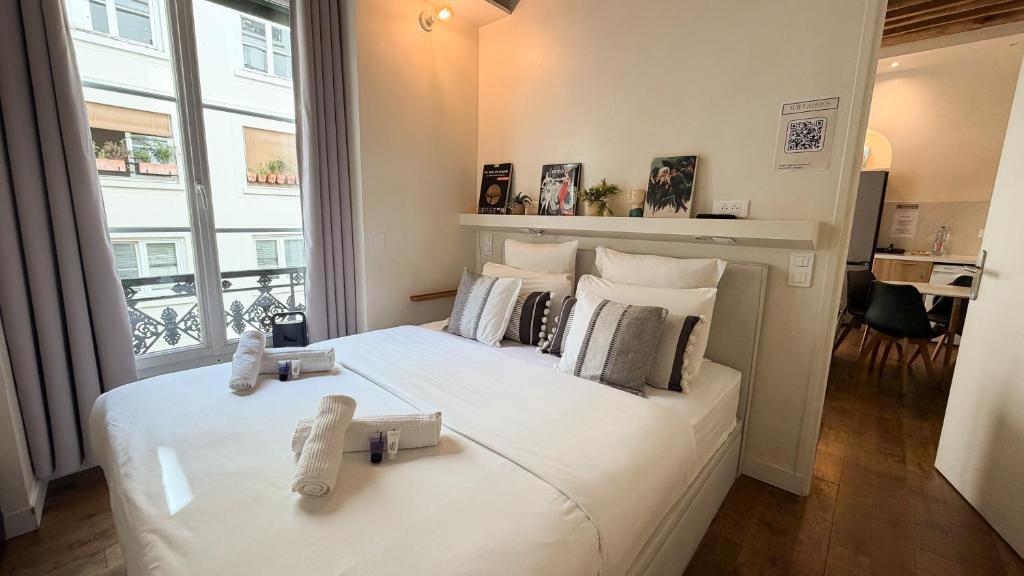 Marais-Picasso, rue Debelleyme - 4 people - 1