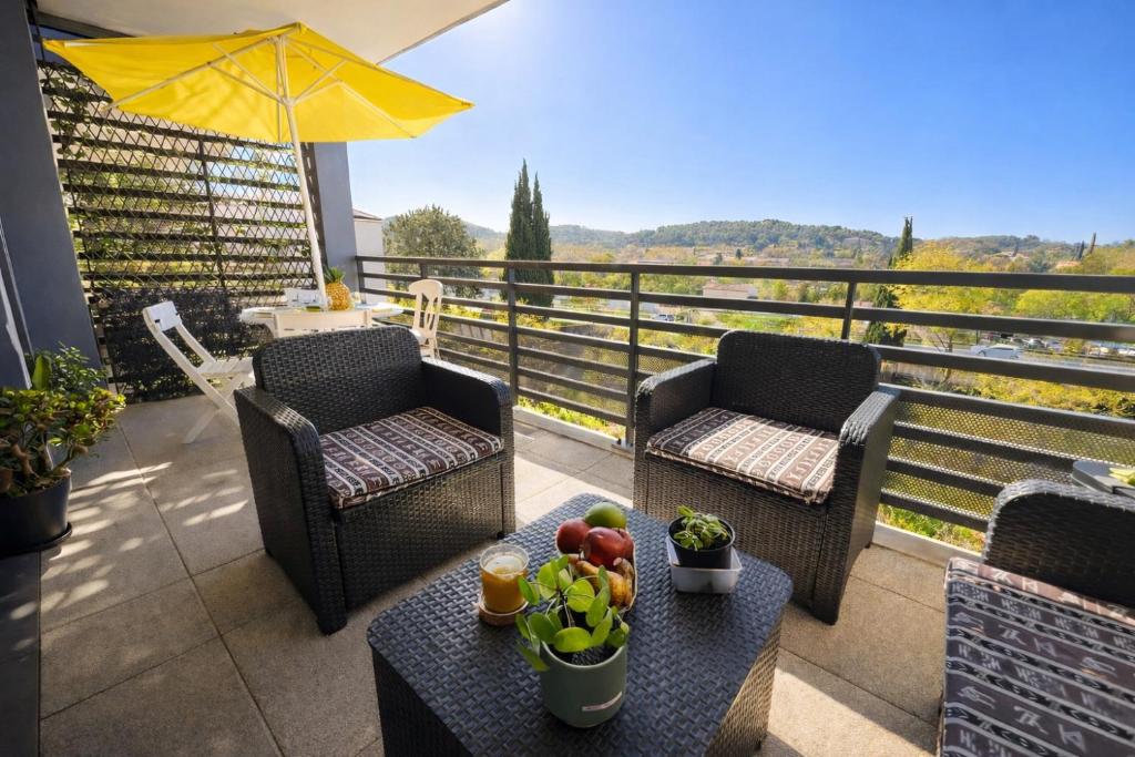 Le jardin d'Allori-Joli appartement T2 avec grande terrasse et parking proche centre ville Aix - 1