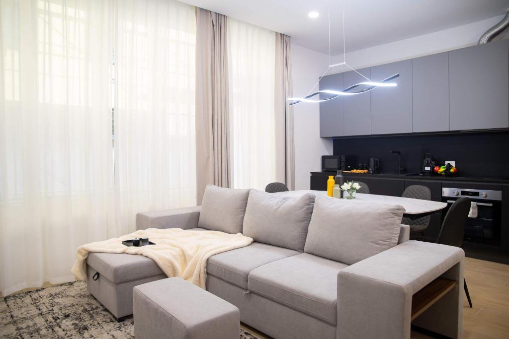 Stylish 1BR Apartment Near Milano Centrale - 1