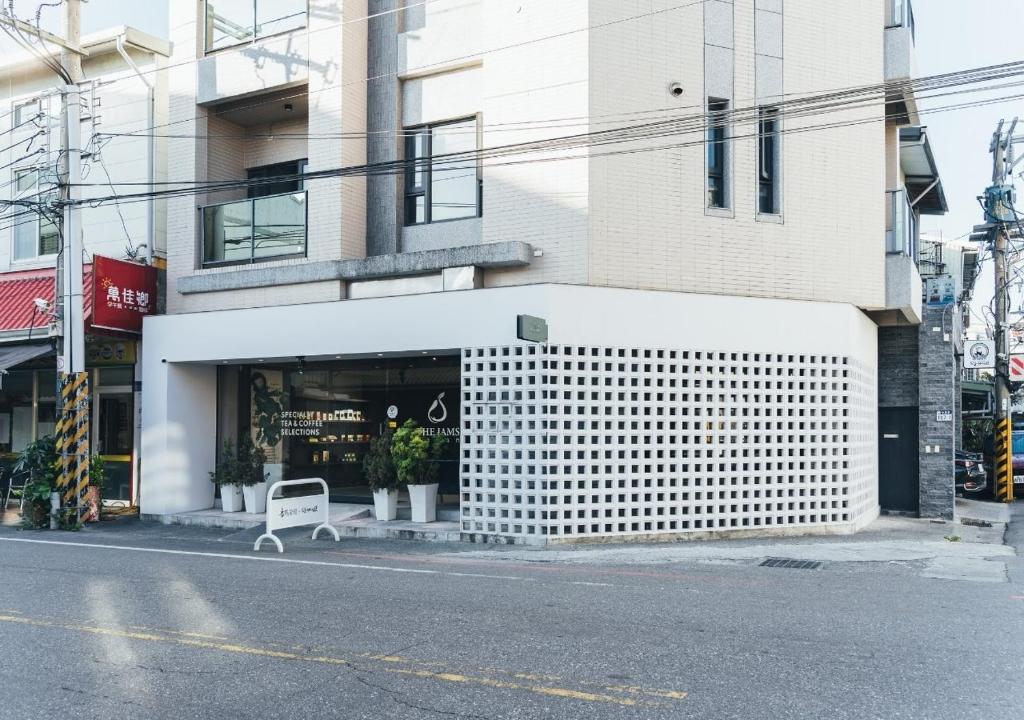 Coffee & drinks bnb 舞鶴茶園x公主咖啡