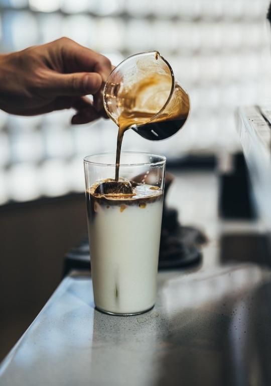 Coffee & drinks bnb 舞鶴茶園x公主咖啡