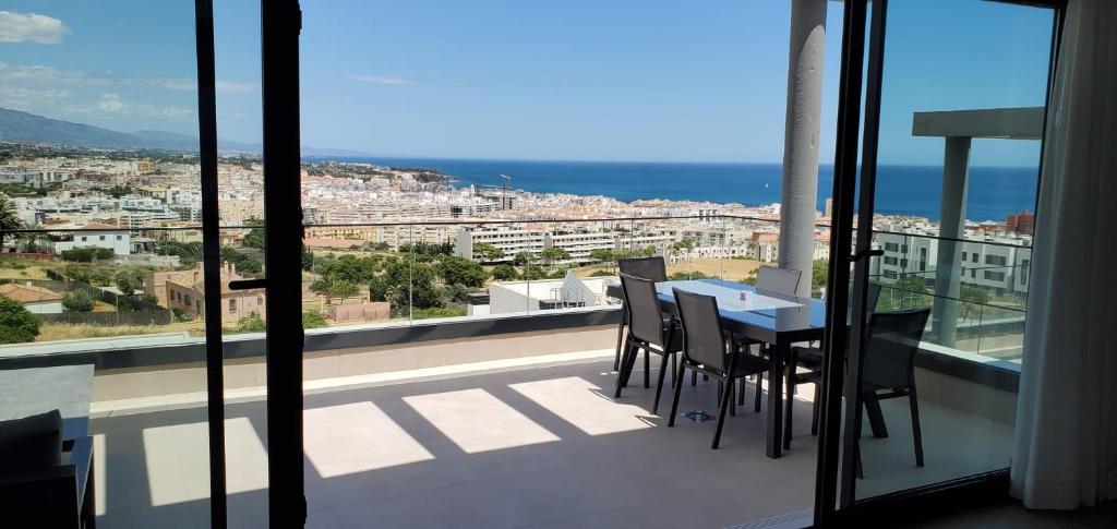 Casa La Vista - 2 Bed Amazing Estepona Sea Views - 3