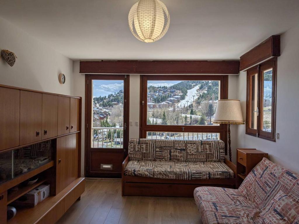 Appartement T2 avec balcon sud et parking privé - FR-1-593-9 - 3