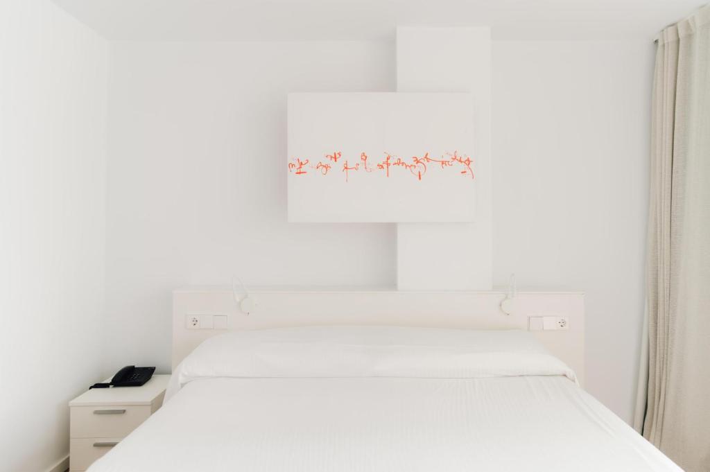 BLUESEA Paraiso Beach - Adults Only — Hotel rooms in Es Canar, Balearic Islands