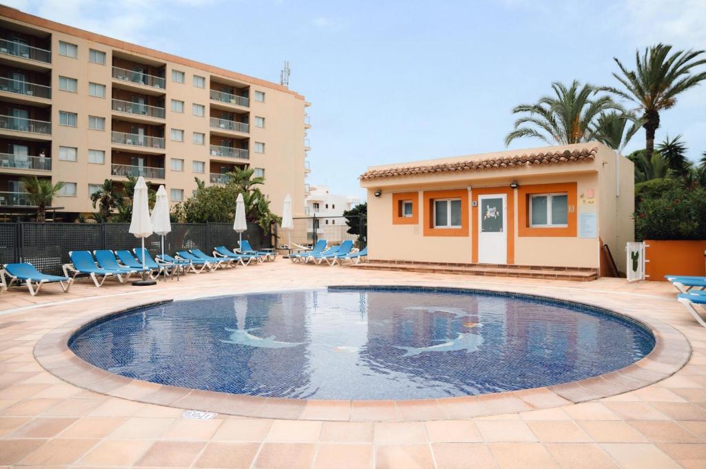 BLUESEA Salina Ex MD Atlantic — Swimming pool in Es Canar, Balearic Islands