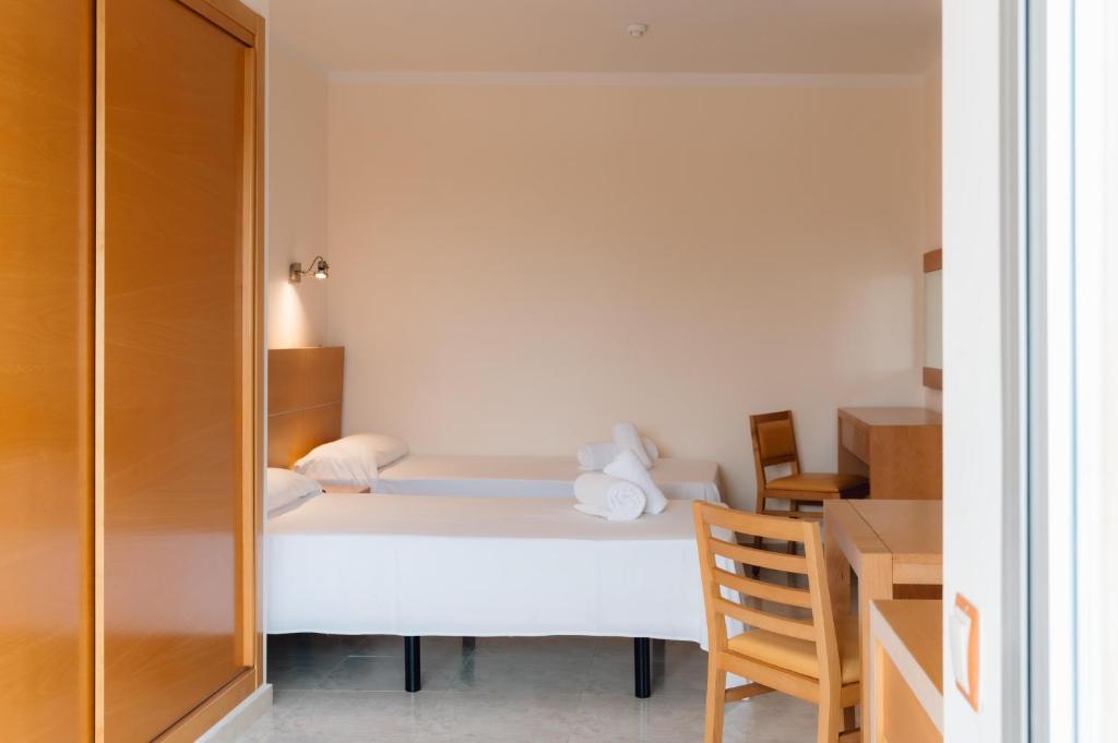 BLUESEA Salina Ex MD Atlantic — Hotel rooms in Es Canar, Balearic Islands