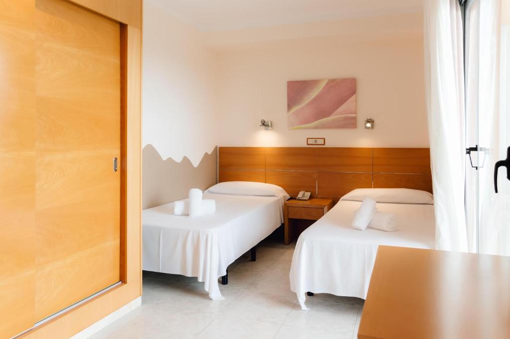 BLUESEA Salina Ex MD Atlantic — Hotel rooms in Es Canar, Balearic Islands