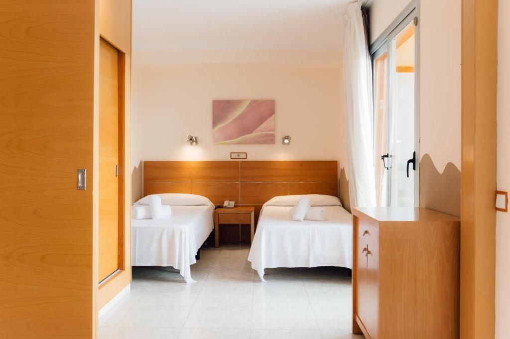 BLUESEA Salina Ex MD Atlantic — Hotel rooms in Es Canar, Balearic Islands