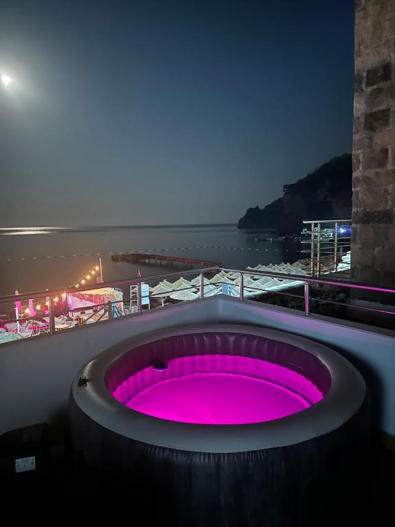 Lili's Sea View - 1