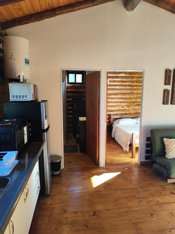 Cabaña a estrenar en el bosque, con pileta privada - 5