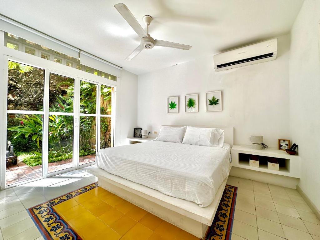 Calamari Homes - Centenario Casa 102 - Walled City - 3