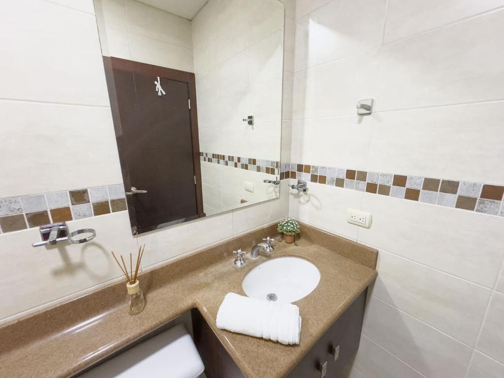 Amazing apartment near US Consulate - 4