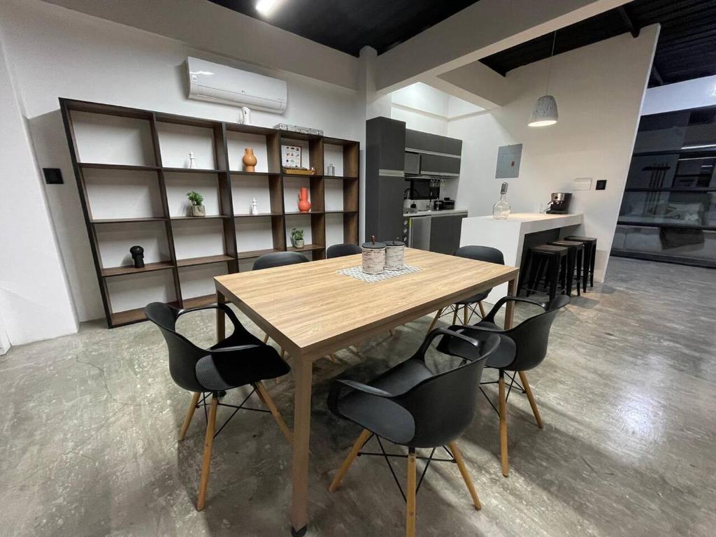 Modern and beautiful 3BD Industrial Loft in Lomas - 4