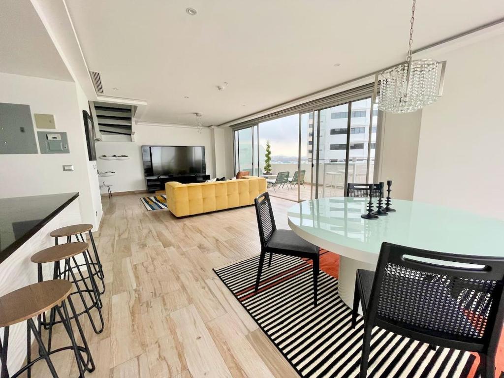 Luxury Exclusive Loft at Santana Lofts - 4